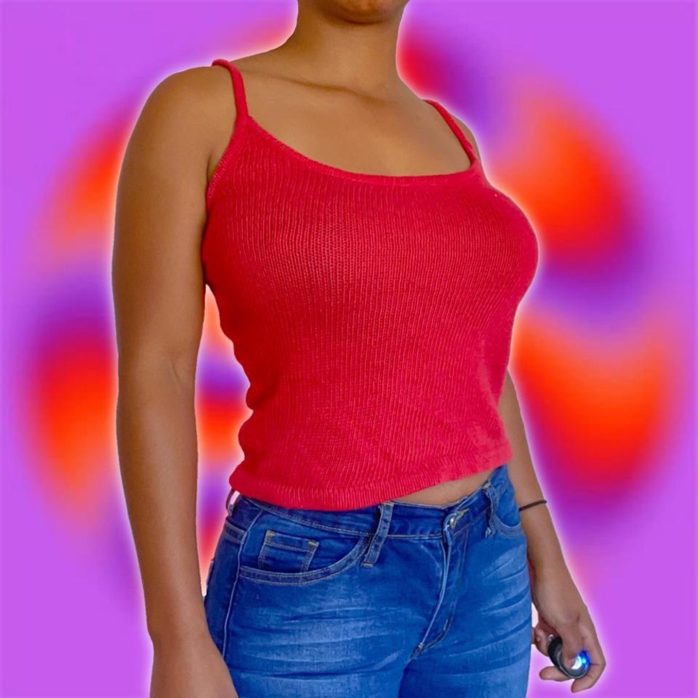 red vintage 90s/2000s knit top